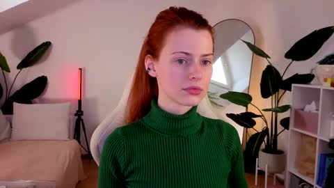 Your doll Lesli online show from November 27, 2025, 9:33 am