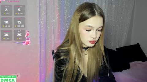 Sonya online show from March 2, 2025, 9:32 pm
