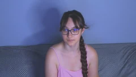 Tessa online show from June 29, 2026, 9:37 am
