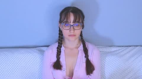 Tessa online show from July 28, 2026, 3:21 pm