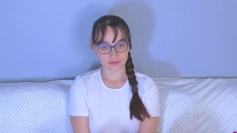 Tessa online show from July 30, 2026, 2:16 pm