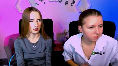 doll_vey online show from November 20, 2025, 8:41 pm