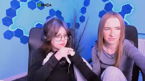 doll_vey online show from January 11, 2026, 8:03 pm