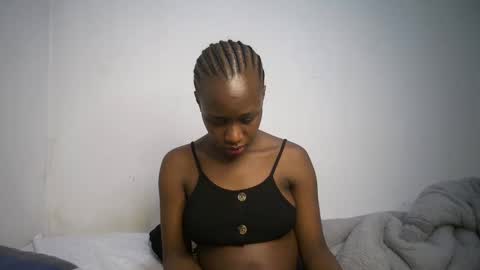 Snapshot of dollberry chatting on February 18, 2025, 2:27 pm dollberry online show from February 18, 2025, 2:27 pm