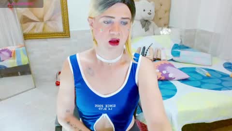 Snapshot of dolldirtyxxx1 chatting on April 15, 2026, 5:14 am ilona online show from April 15, 2026, 5:14 am