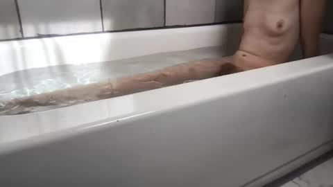 Snapshot of dollfacefuckface chatting on October 16, 2025, 3:13 pm Mirabella online show from October 16, 2025, 3:13 pm