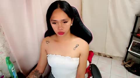 Snapshot of dolljane2001 chatting on October 28, 2025, 5:22 am Jane online show from October 28, 2025, 5:22 am