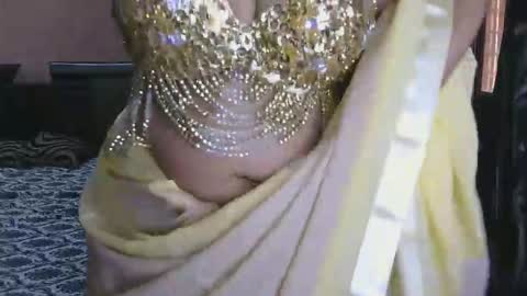 dolly_2 online show from October 9, 2025, 3:59 am