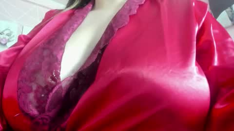 Snapshot of dolly_zoe chatting on October 27, 2025, 4:49 am Call me Zoe online show from October 27, 2025, 4:49 am