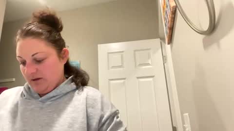 Snapshot of dollydimplez chatting on March 2, 2025, 4:10 pm Dolly online show from March 2, 2025, 4:10 pm