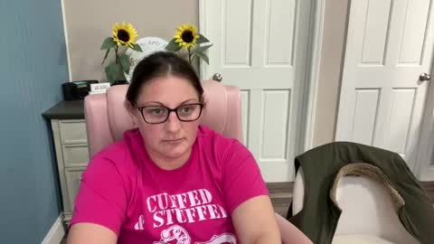 Snapshot of dollydimplez chatting on March 6, 2025, 11:31 pm Dolly online show from March 6, 2025, 11:31 pm