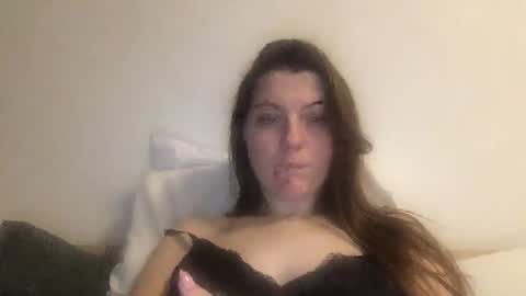 Snapshot of dollyroma chatting on October 28, 2025, 8:07 am DollyRoma online show from October 28, 2025, 8:07 am