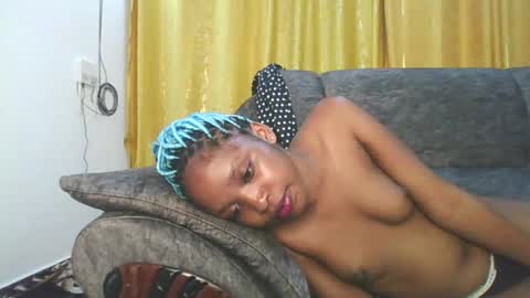 Snapshot of dollythegirl chatting on May 10, 2026, 10:37 pm kadolly online show from May 10, 2026, 10:37 pm