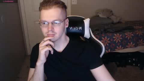 doloresman online show from March 6, 2025, 11:31 pm