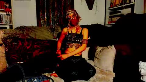 Snapshot of doloressage chatting on April 3, 2026, 5:33 pm Dolores Sage online show from April 3, 2026, 5:33 pm