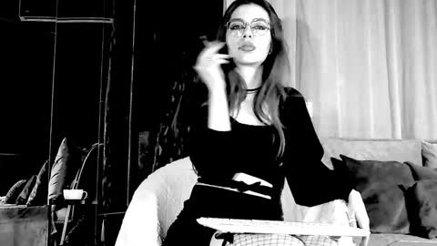 Snapshot of doloressage chatting on April 7, 2026, 9:04 pm Dolores Sage online show from April 7, 2026, 9:04 pm