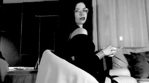 Snapshot of doloressage chatting on April 8, 2026, 7:25 pm Dolores Sage online show from April 8, 2026, 7:25 pm