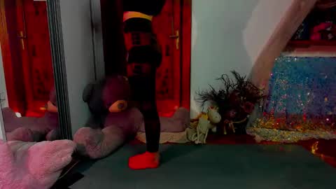Snapshot of doloressage chatting on April 29, 2026, 4:33 pm Dolores Sage online show from April 29, 2026, 4:33 pm