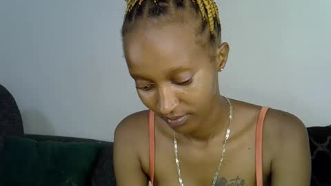 dolsexy online show from April 18, 2026, 7:29 pm