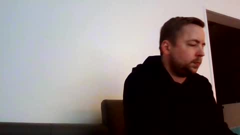 dombio_12 online show from February 19, 2025, 5:49 pm