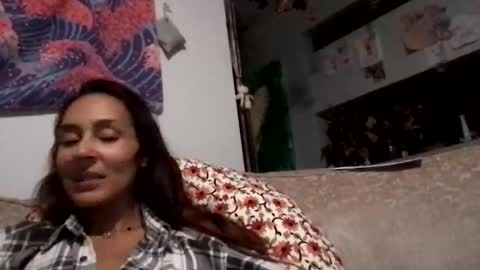 domiana44 online show from May 6, 2026, 2:08 am