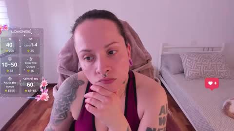 Snapshot of domina_deivis chatting on November 11, 2025, 2:39 pm I WILL BE BACK ON WEDNESDAY DECEMBER 4 0100AM COLOMBIA TIME online show from November 11, 2025, 2:39 pm