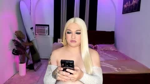 Snapshot of dominant_sanya chatting on November 30, 2025, 12:20 pm Sanya online show from November 30, 2025, 12:20 pm