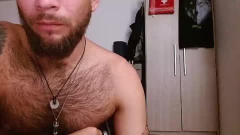 Snapshot of dominantthewolf chatting on March 4, 2026, 1:44 am Logan - INDEPENDET MODEL online show from March 4, 2026, 1:44 am