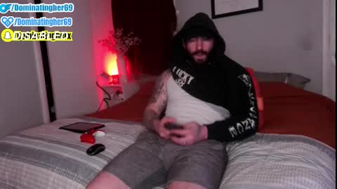 Snapshot of dominatingher69 chatting on February 12, 2026, 12:27 am dominatingher69 online show from February 12, 2026, 12:27 am