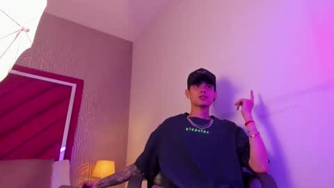 Snapshot of dominic_foox chatting on February 26, 2026, 1:32 pm Dominic foox online show from February 26, 2026, 1:32 pm