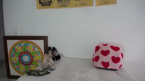 dominic_sofia online show from November 24, 2025, 3:01 pm