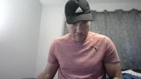 Snapshot of dominicanorico chatting on December 16, 2024, 4:02 am luis online show from December 16, 2024, 4:02 am