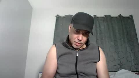 Snapshot of dominicanorico chatting on October 26, 2025, 4:07 am luis online show from October 26, 2025, 4:07 am