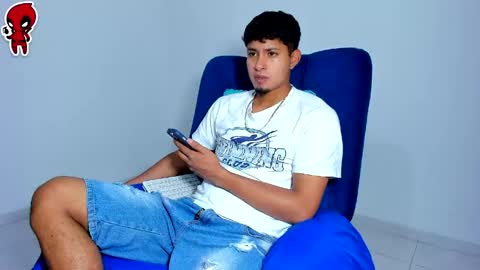  Dominic  online show from April 16, 2026, 11:51 pm