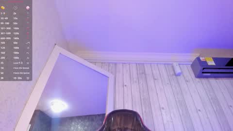 Dominicscott online show from November 13, 2025, 1:43 pm