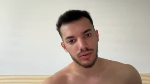 Snapshot of dominicvalente chatting on June 17, 2026, 9:56 am dominicvalente online show from June 17, 2026, 9:56 am