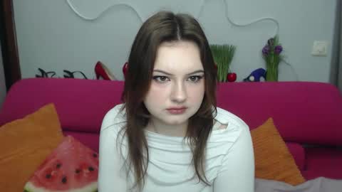 dominikaak online show from March 3, 2026, 8:42 am