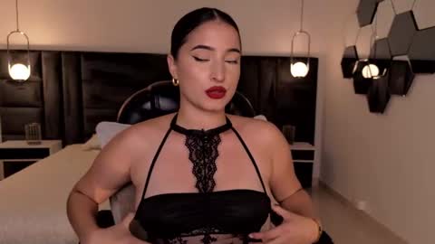 Dominique online show from June 14, 2026, 2:24 am