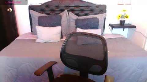 Snapshot of domink_gilr chatting on September 25, 2025, 7:50 pm D O M I N K online show from September 25, 2025, 7:50 pm