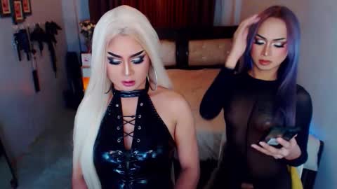 Snapshot of dominuscockwhore chatting on October 15, 2025, 7:25 pm blair online show from October 15, 2025, 7:25 pm