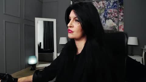 Snapshot of dommelisa chatting on December 4, 2024, 9:02 pm Dom Melisa online show from December 4, 2024, 9:02 pm