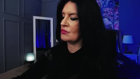 Snapshot of dommelisa chatting on December 16, 2025, 10:59 pm Dom Melisa online show from December 16, 2025, 10:59 pm