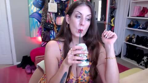 Snapshot of dommetomorrow chatting on September 8, 2025, 6:18 pm DommeTomorrow online show from September 8, 2025, 6:18 pm