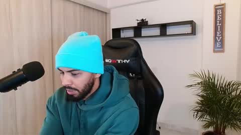 Snapshot of donn_cruz chatting on September 30, 2025, 5:29 pm Victor online show from September 30, 2025, 5:29 pm