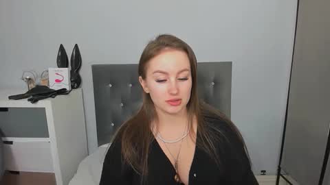 DonnaSensual online show from April 11, 2026, 6:45 pm