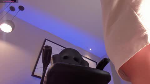 Snapshot of donnastonne chatting on January 21, 2025, 10:41 pm Donna Stonne online show from January 21, 2025, 10:41 pm