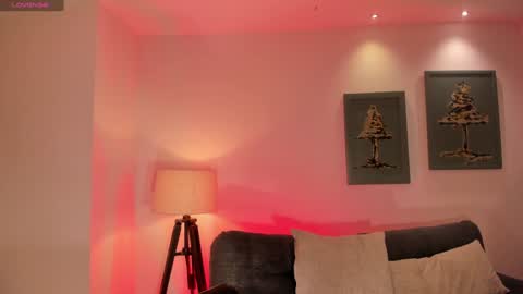 Snapshot of donnastonne chatting on January 26, 2025, 5:44 pm Donna Stonne online show from January 26, 2025, 5:44 pm