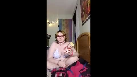 Snapshot of donthefox chatting on April 12, 2026, 1:21 am donthefox online show from April 12, 2026, 1:21 am