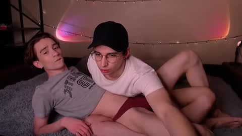 EliotKenny online show from October 20, 2025, 6:52 pm