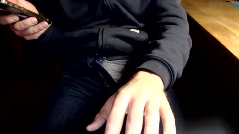 Snapshot of dontworryjustwatch chatting on March 8, 2025, 5:59 am dontworryjustwatch online show from March 8, 2025, 5:59 am